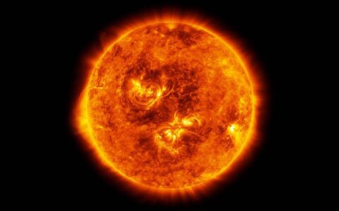 关于太阳的资料(关于太阳的小知识简单写)